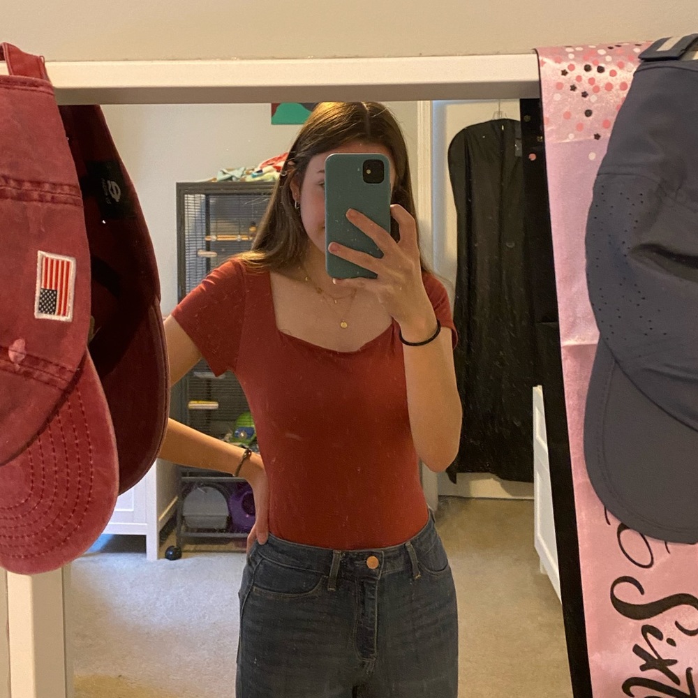 Gaze- Deep maroon bodysuit